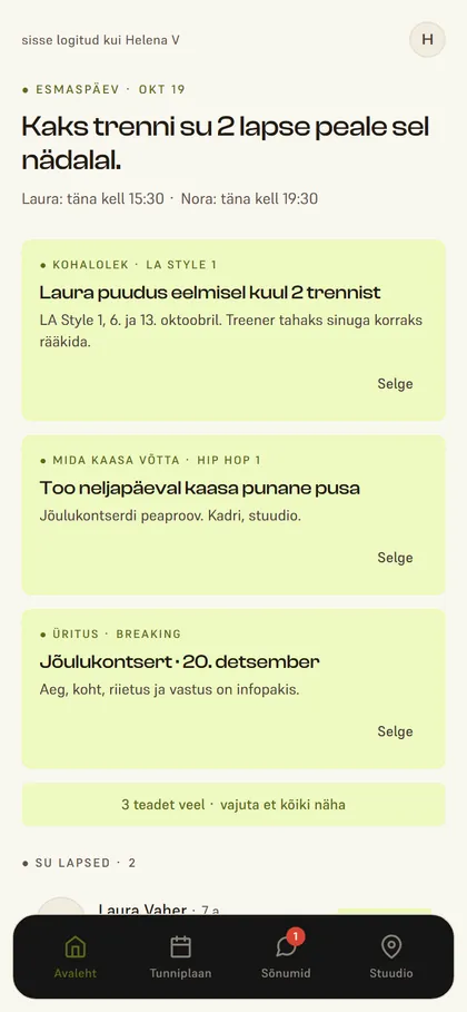 Lapsevanema rakendus: Laura puudus eelmisel kuul 2 trennist ja teade tuua neljapäeval kaasa punane pusa